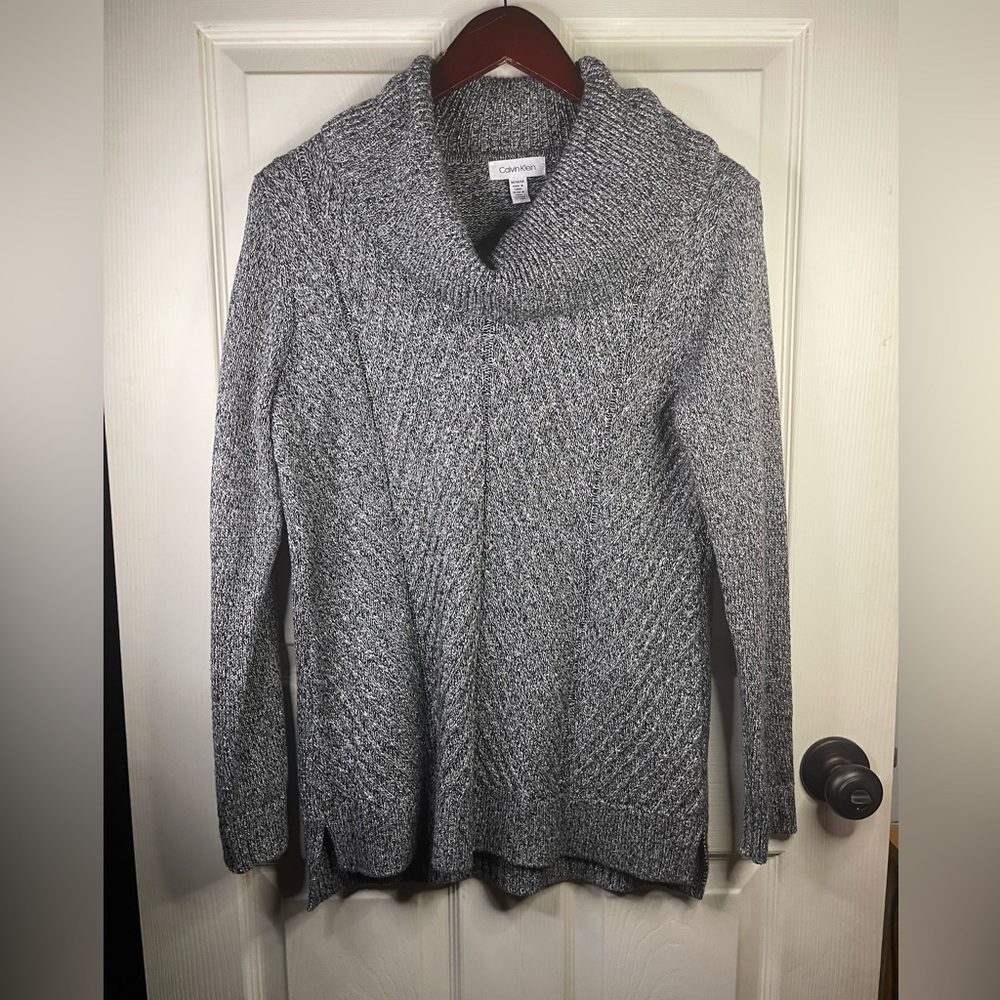 Calvin Kline gray long sleeves cowl neck sweater